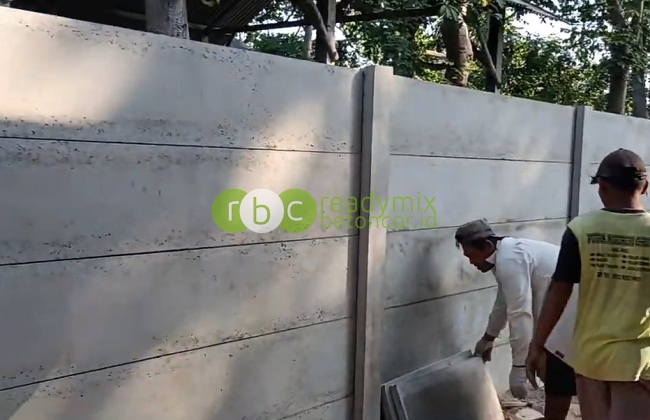 Jasa Pasang Pagar Panel Beton di Kalideres Jakarta Barat