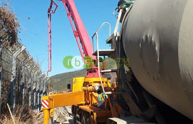 Tempat Penyewaan Concrete Pump di Tanjungsari Kab Bogor